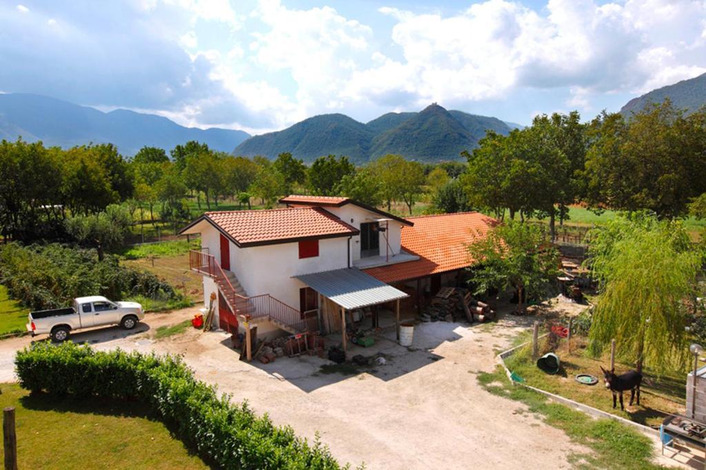 Azienda Agrituristica Pericle Montella Exterior foto