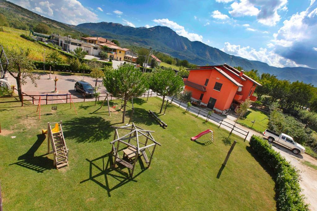 Azienda Agrituristica Pericle Montella Exterior foto