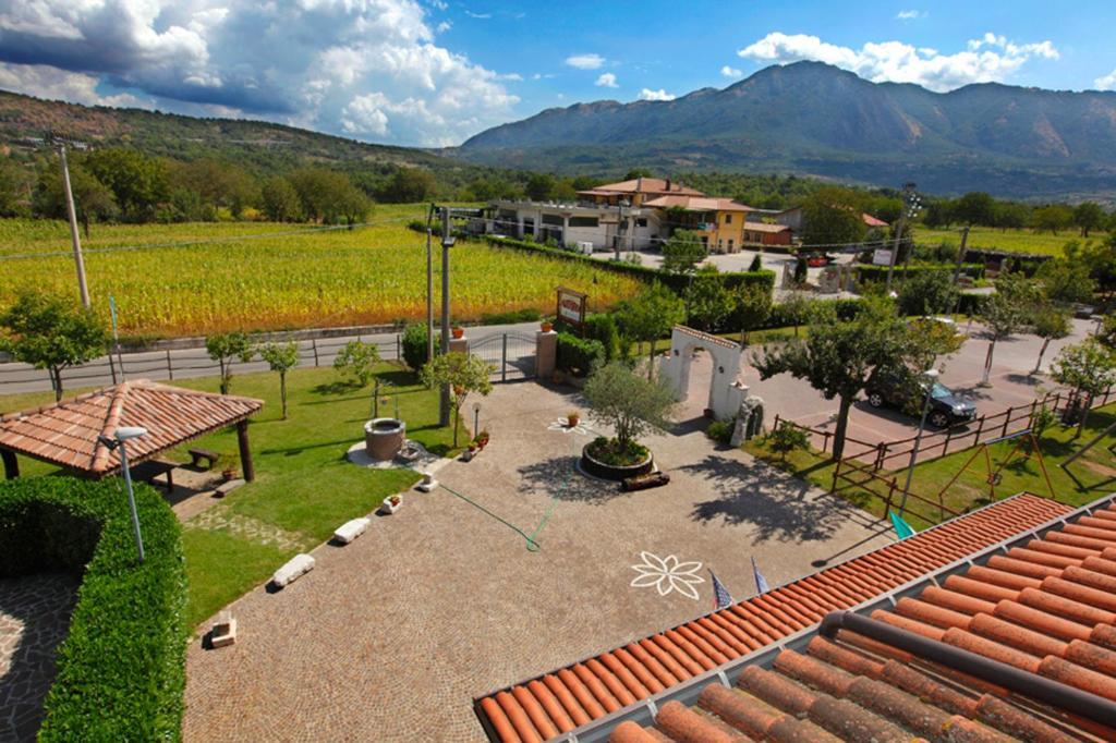 Azienda Agrituristica Pericle Montella Exterior foto
